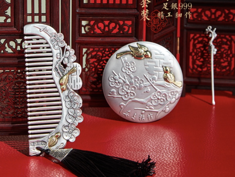 现代中国风-梅花喜鹊创意银梳银镜梳妆套装