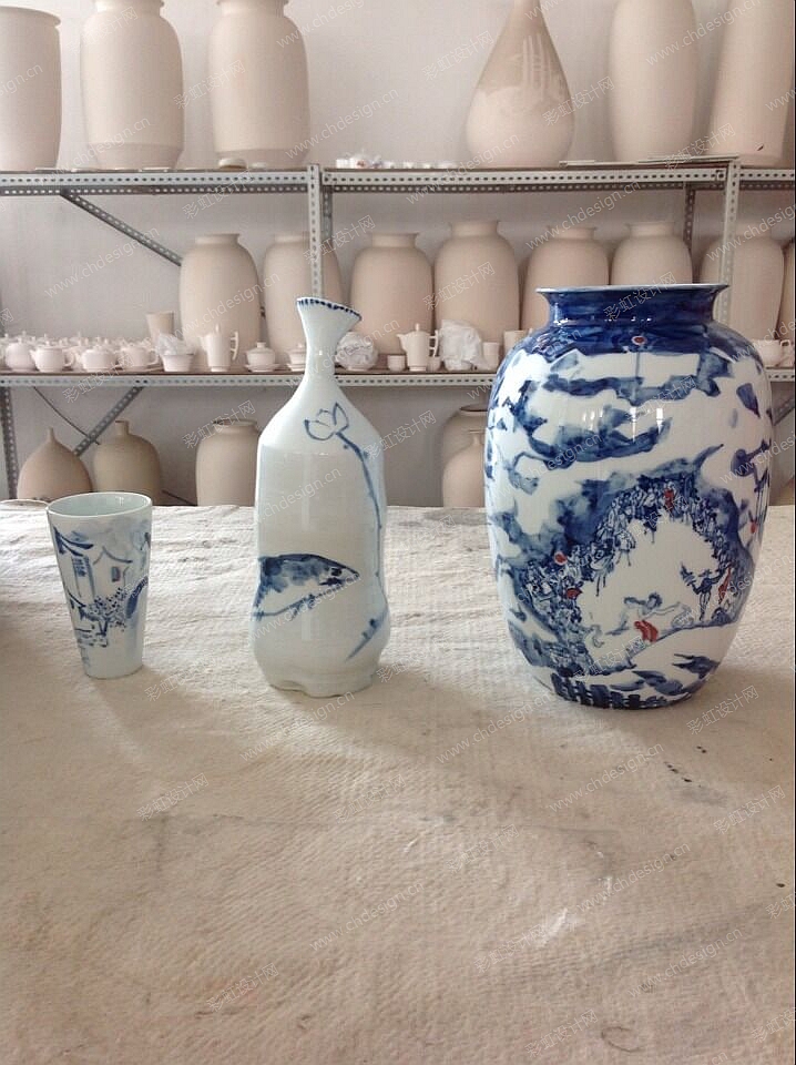 陶瓷 花纸造型花瓶