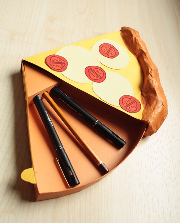 披萨盒——笔盒包装设计