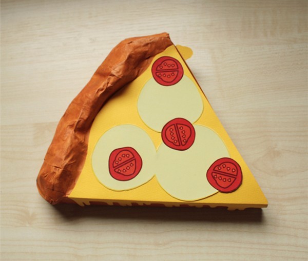 披萨盒——笔盒包装设计