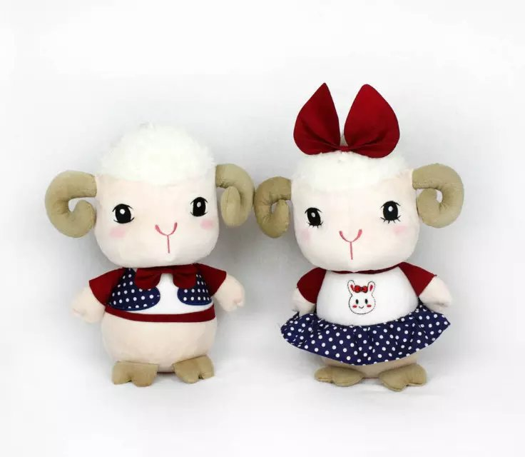 毛绒玩具原创宠物小羊