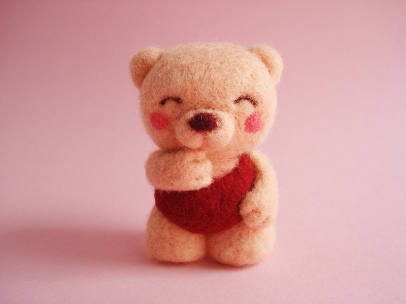 粉熊针毡玩具