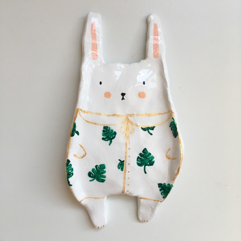陶瓷兔子托盘