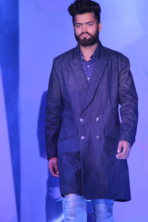 Aditya Birla孟买展参展服装设计